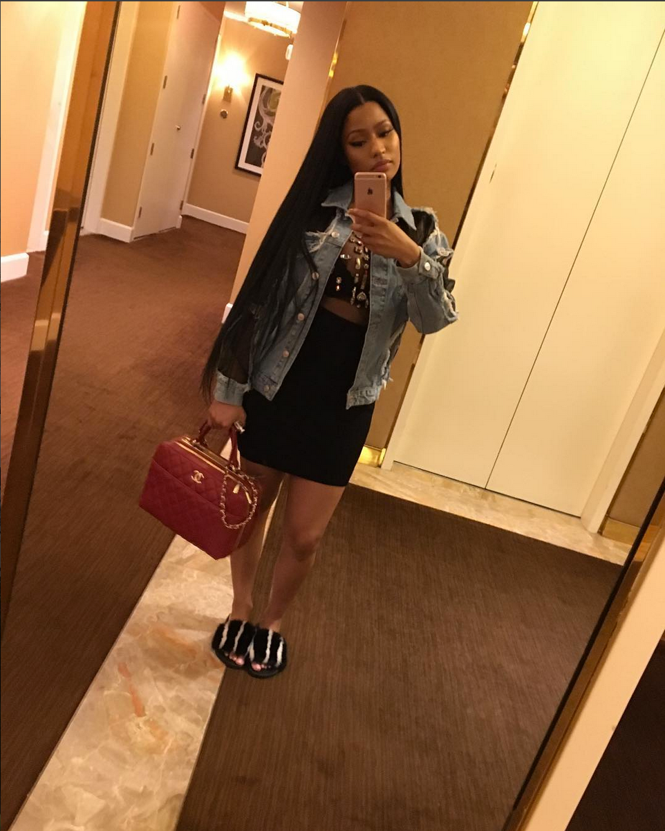 Nicki Minaj's Most Stylish Instagrams of the Year
